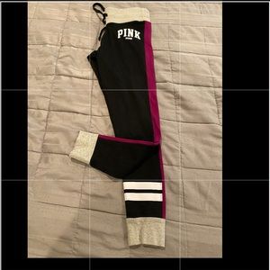 Victoria’s Secret pink yoga leggings